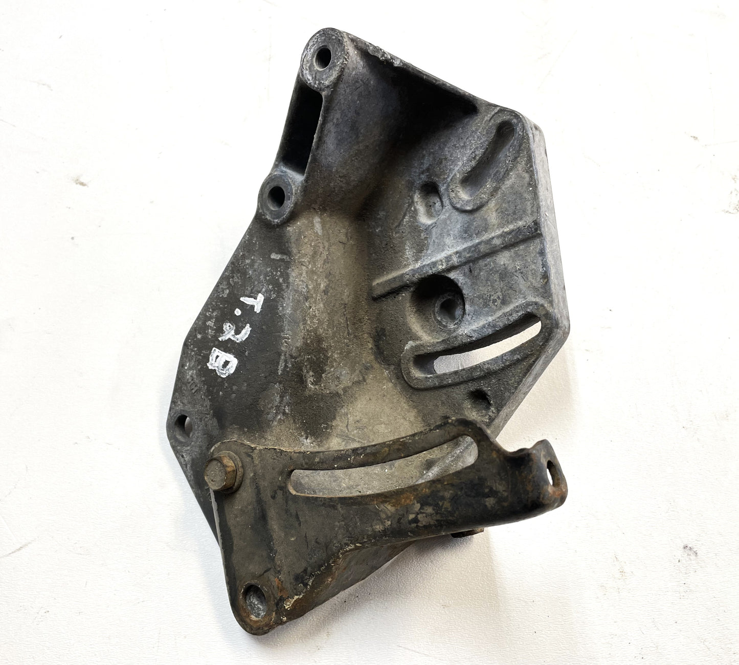 Jeep YJ XJ power steering pump bracket 53007617 91-95 Wrangler Cherokee 2.5 4.0