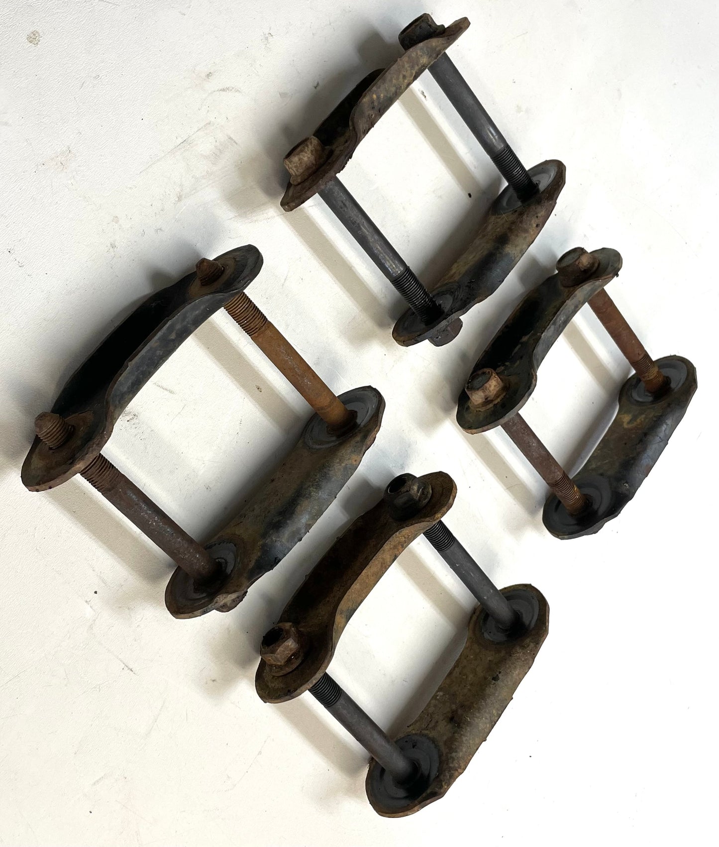 Grilletes Jeep YJ con pernos 87-95 Wrangler Ballestas delanteras y traseras ¡ENVÍO GRATIS! 