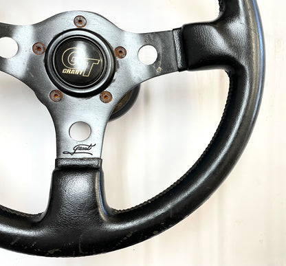 Grant steering wheel with adaptor Jeep CJ CJ5 CJ7 CJ8 YJ Wrangler 13" diameter