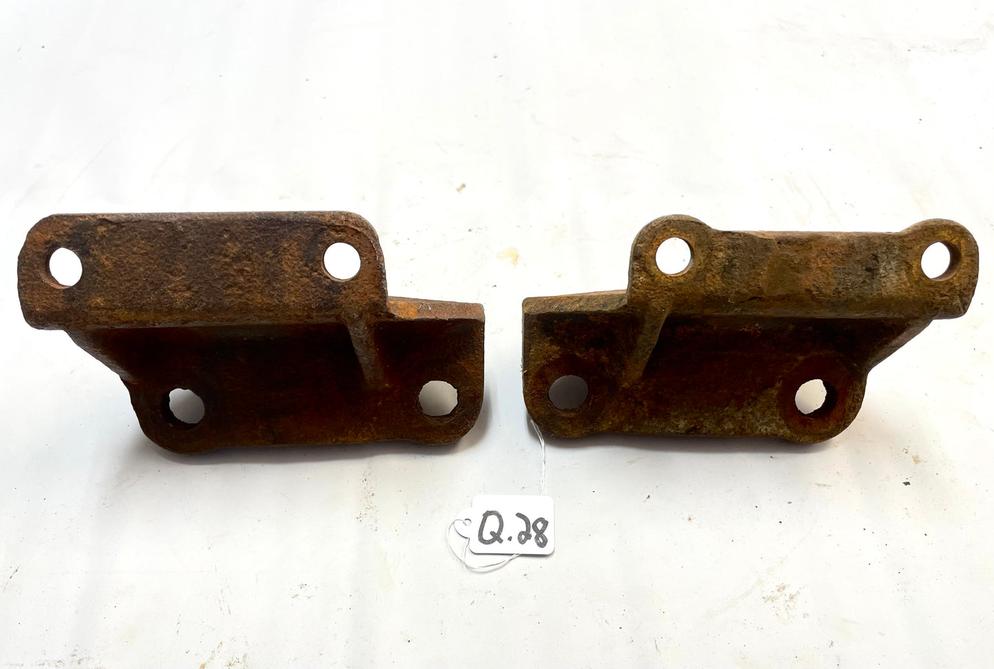 Jeep CJ Factory Sway Bar Brackets 76-86 CJ5 CJ7 CJ8 Left Right mounting bracket