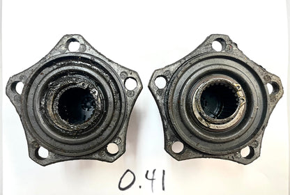 Jeep CJ 5 bolt hubs fits 81-86 CJ5 CJ7 CJ8 DANA 30 Stock locking front axle !!