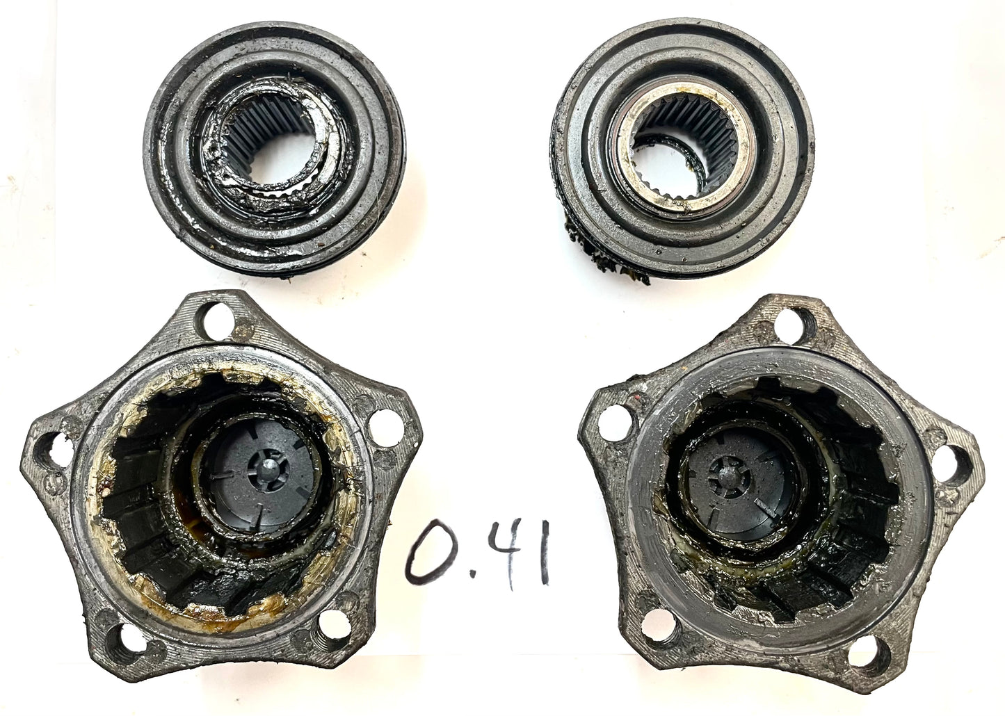 Jeep CJ 5 bolt hubs fits 81-86 CJ5 CJ7 CJ8 DANA 30 Stock locking front axle !!