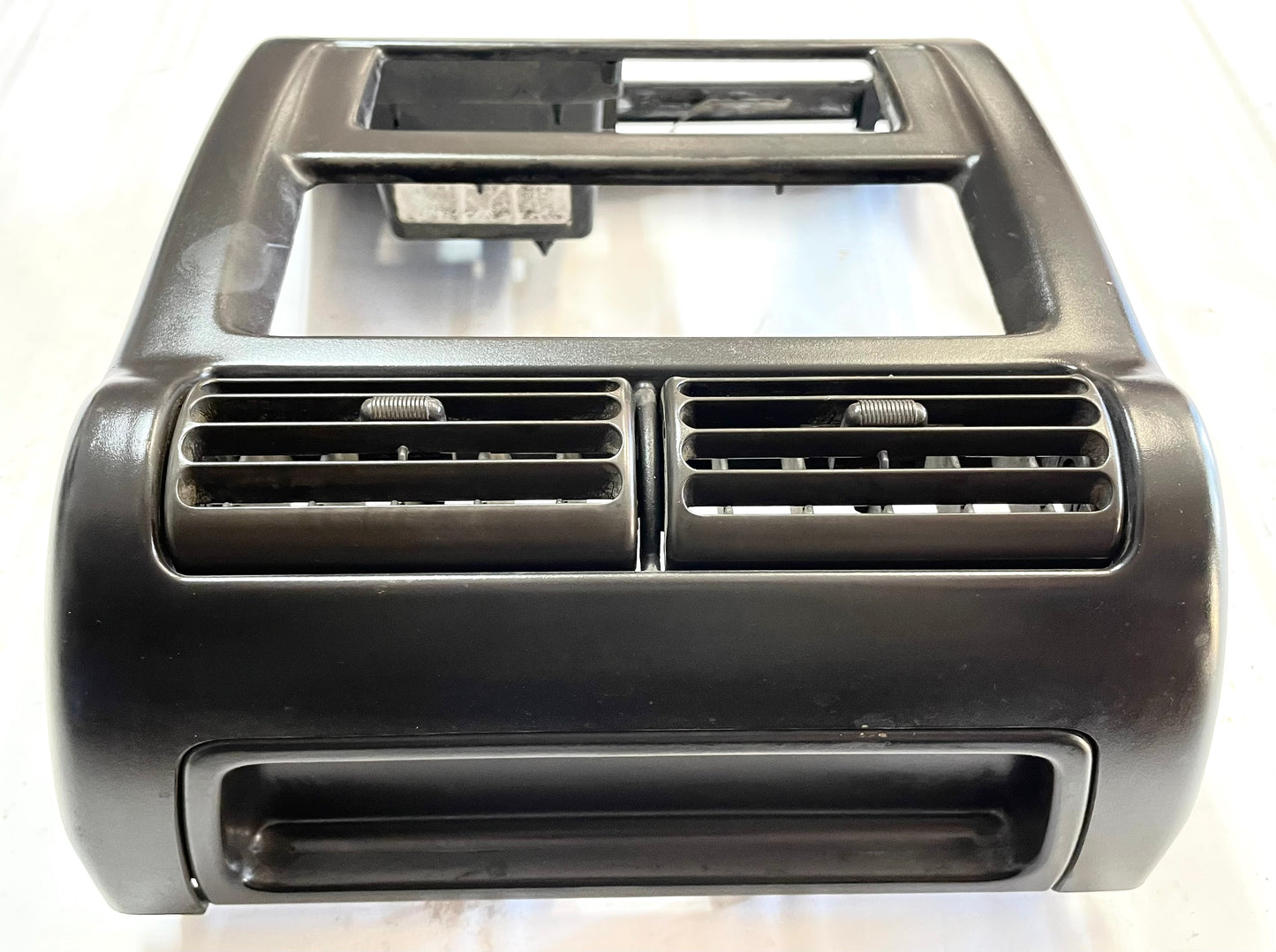 Jeep TJ Wrangler center bezel vent plastic dash trim with vents dark grey agate