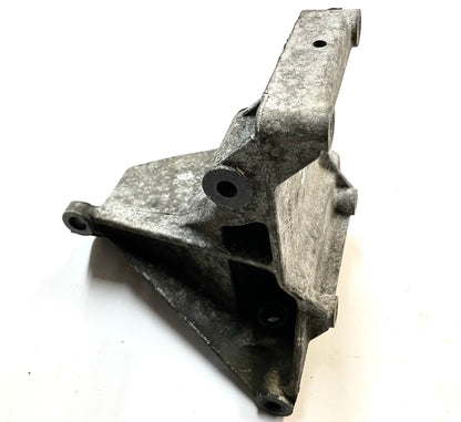 Soporte de montaje del compresor de aire acondicionado del alternador superior del Jeep Wrangler 53007602 YJ 