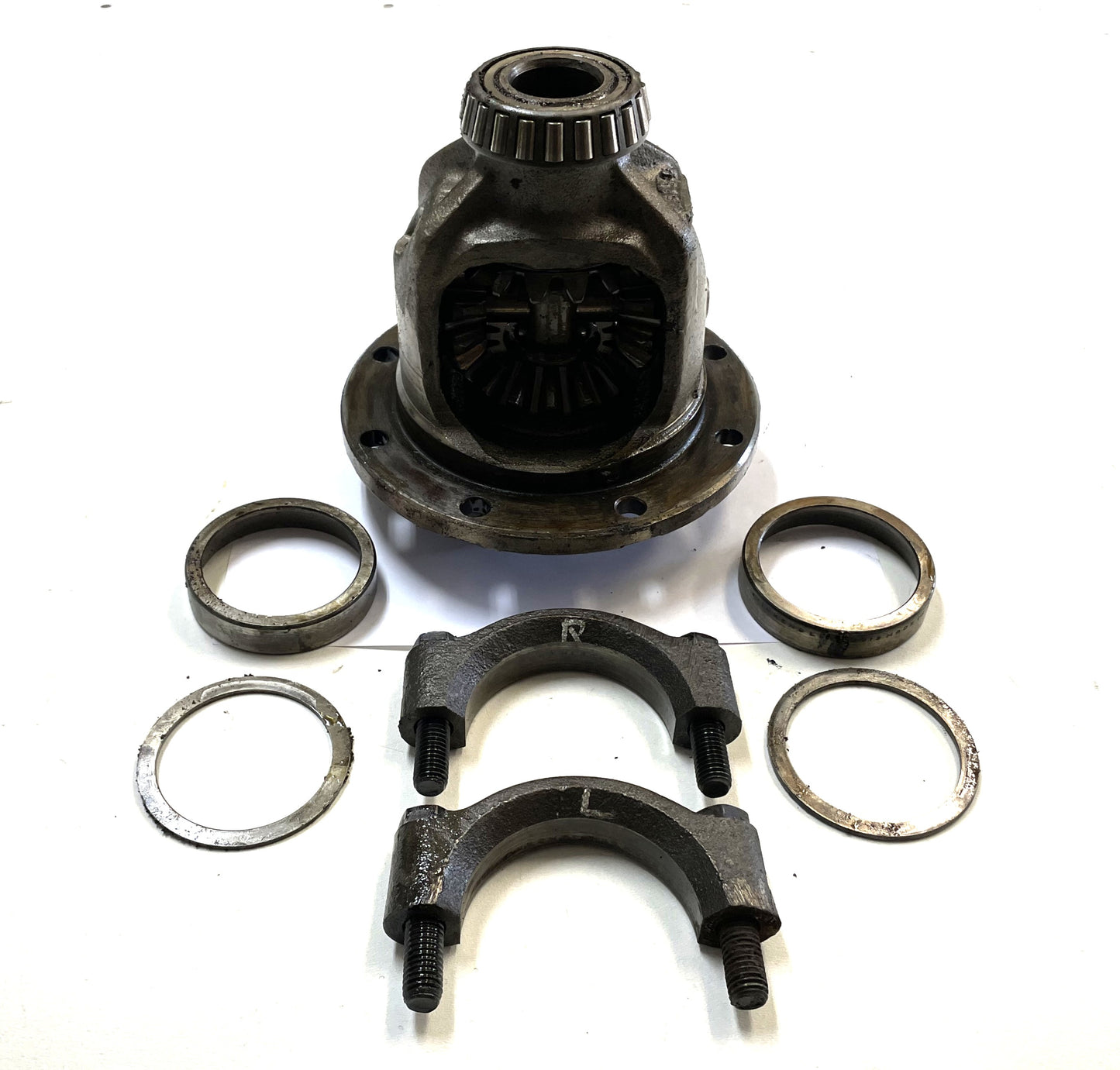 Jeep CJ5 CJ7 AMC 20 differential carrier rear axle 3.07 3.31 3.54 3.73 4.10ratio