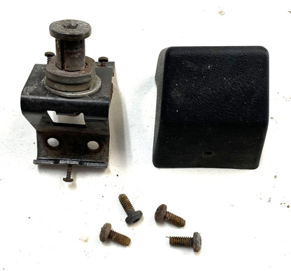 1987 Jeep YJ Wrangler tailgate striker latch catch fits 87 only tail gate
