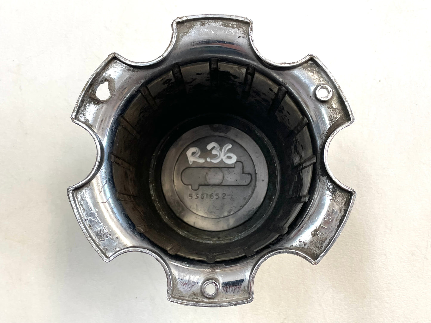 AMC Jeep Cherokee J10 wheel center cap 5361652 chrome 6 lug FREE SHIP