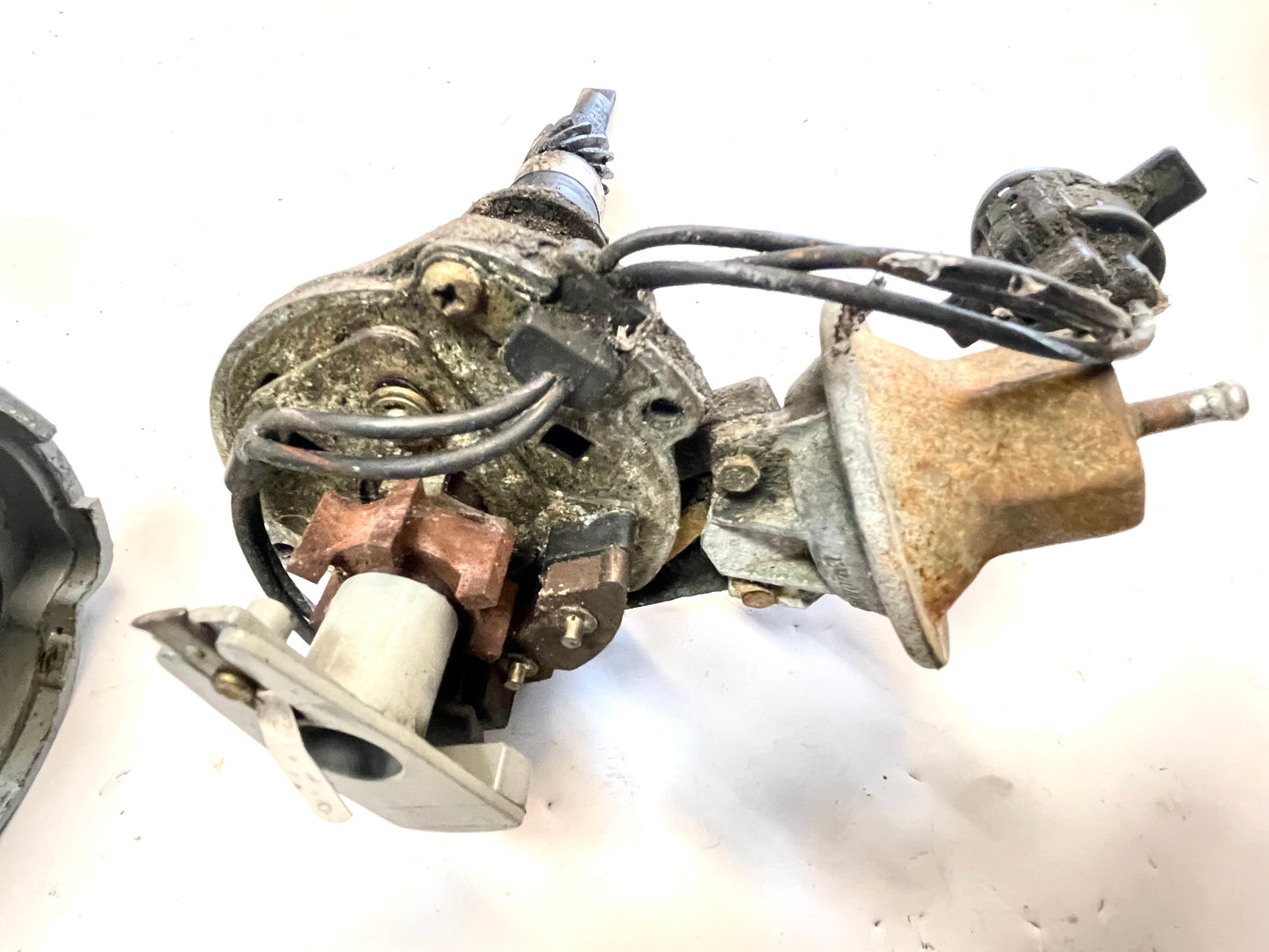 Jeep CJ YJ six cylinder distributor 258 4.2 232 CJ5 CJ7 CJ8 J10 Cherokee FSJ AMC