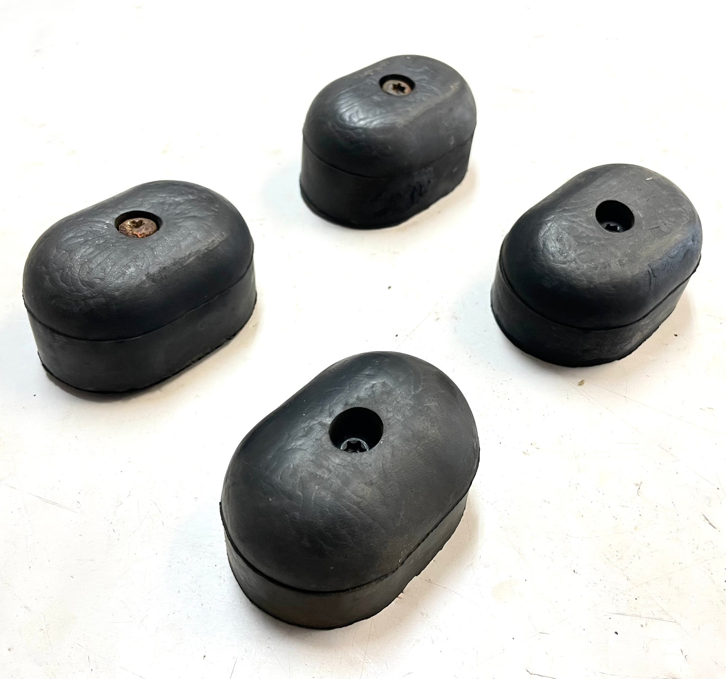 Almohadillas de tope para portón trasero de Jeep Wrangler YJ, tornillos de parachoques de goma 87-95 