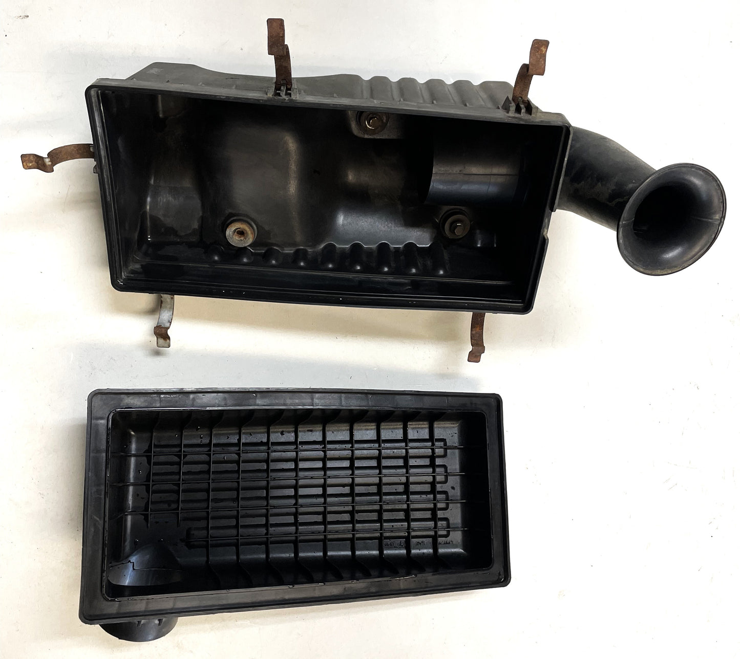 97-06 Jeep TJ Wrangler AIR CLEANER Filter Box and Lid 4.0 2.5 FREE SHIPPING!