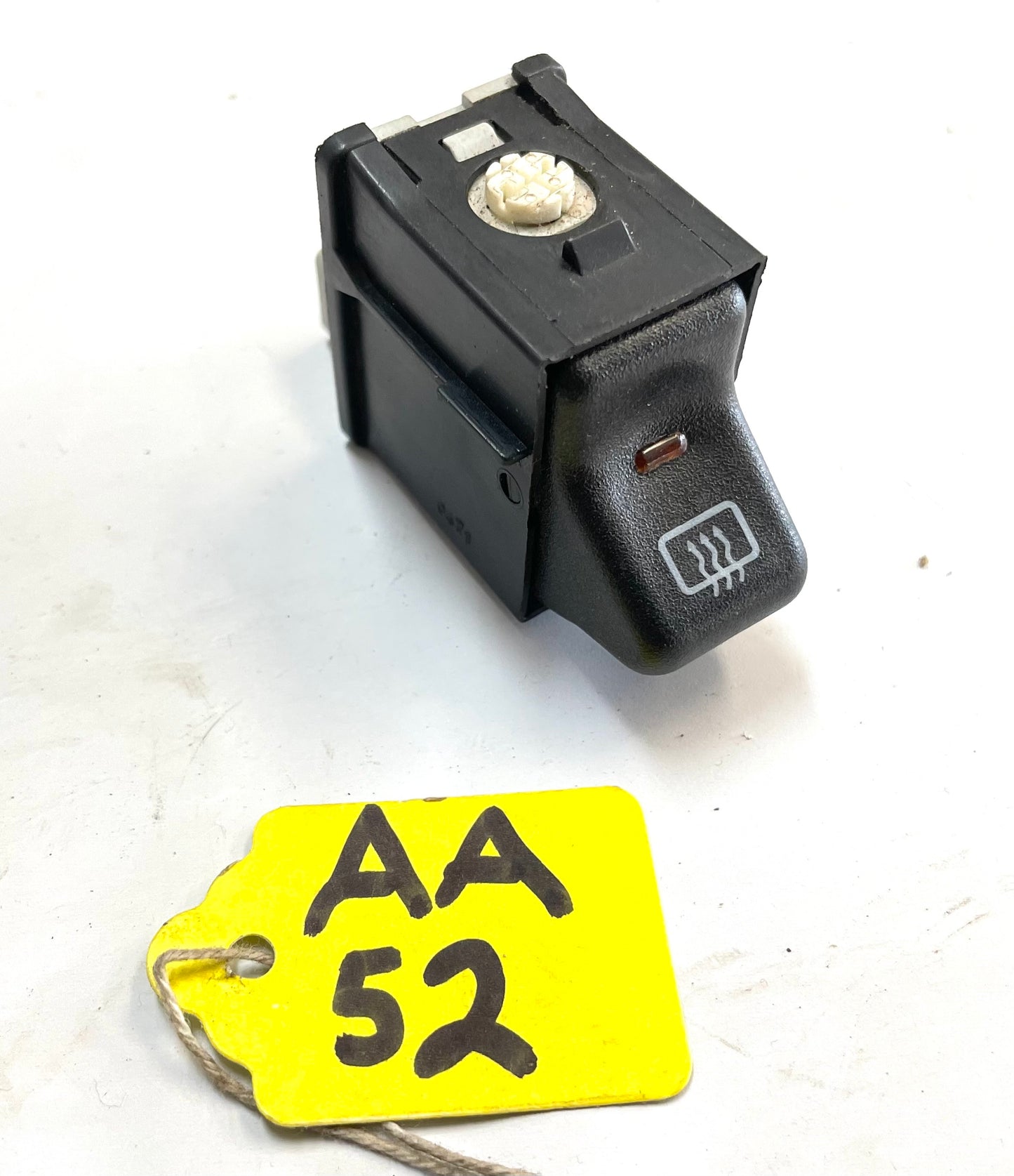 Jeep Wrangler TJ Cherokee XJ 97-06 Rear Defrost Switch Windshield Electric Back