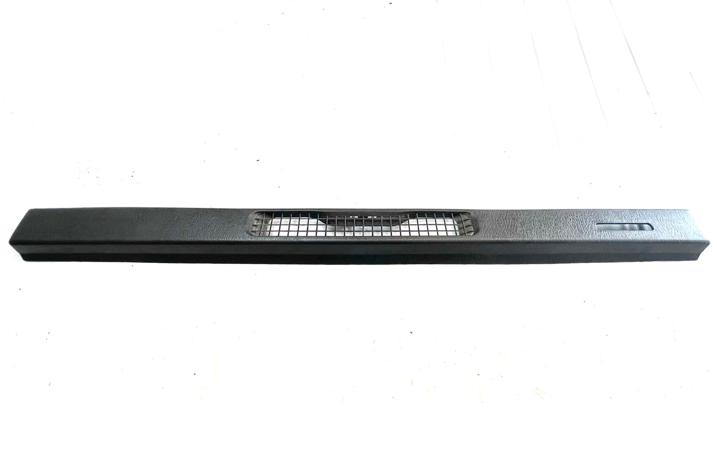 Jeep TJ Dash Trim Top Cover Defrost Vent Agate / Dark Grey Bezel 97-06 Wrangler