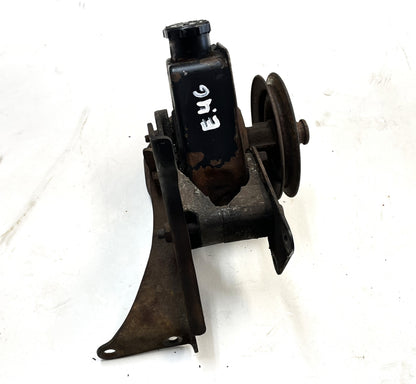 Jeep CJ5 CJ7 YJ 4.2 Six 6 Cylinder Power Steering Pump Brackets Wrangler 258 ci