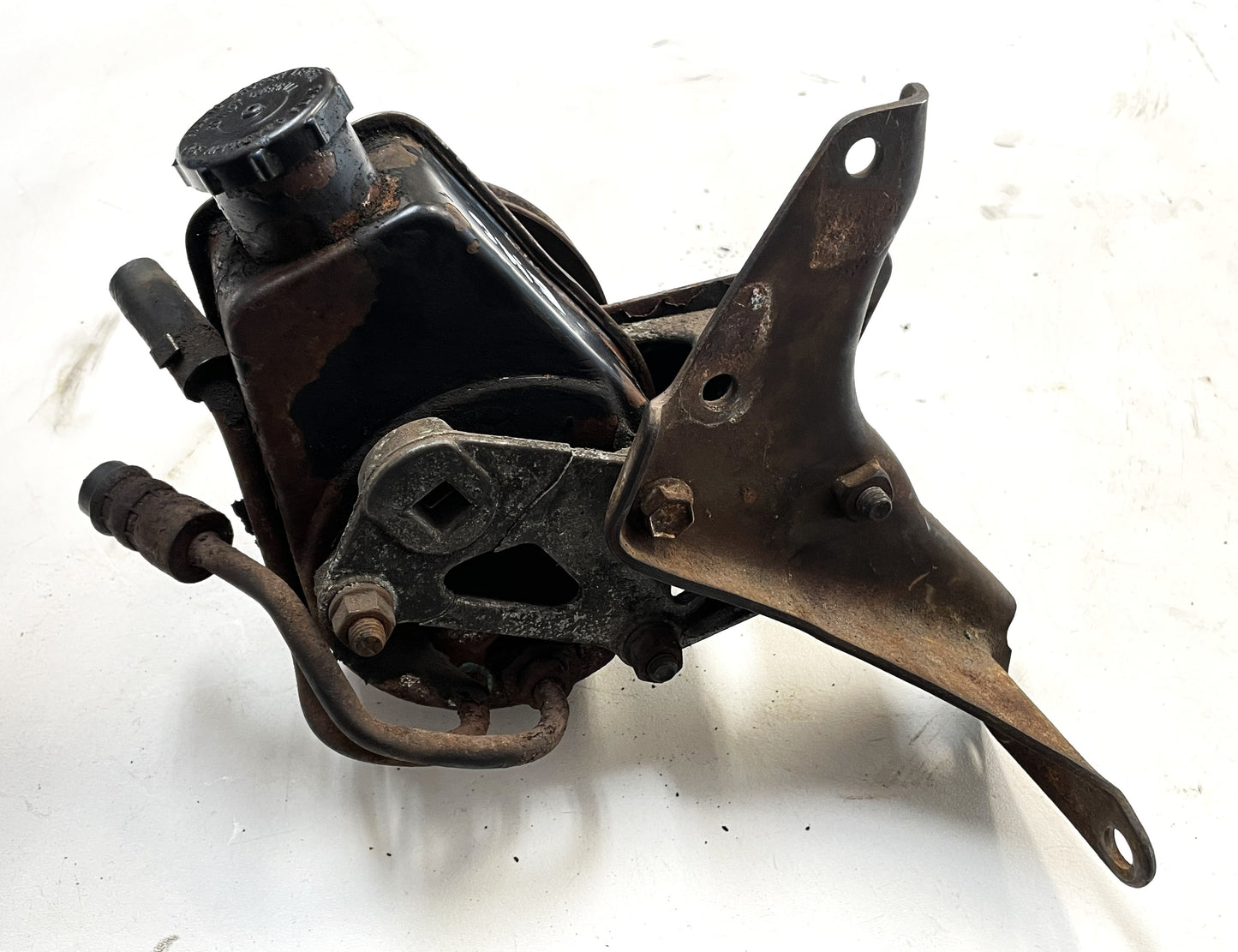 Jeep CJ5 CJ7 YJ 4.2 Six 6 Cylinder Power Steering Pump Brackets Wrangler 258 ci