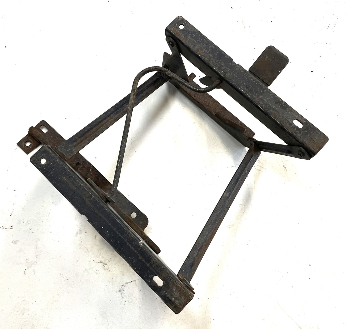Jeep Driver Side Seat Bracket CJ5 CJ7 CJ8 YJ Wrangler LEFT  fits 76-95 folding