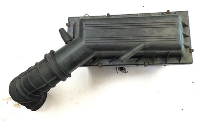 Jeep YJ 2.5 four cylinder Air Cleaner Air Filter Box Intake fits 91-95 Wrangler