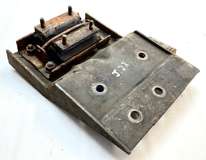 Jeep TJ Transmission Mount Plate Bracket 4 cylinder 2.5 AX5 97-02 Wrangler!