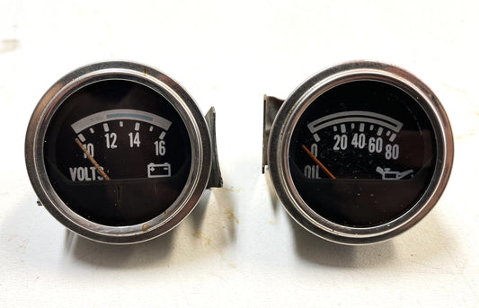 Jeep CJ Oil Pressure Volt Gauge Factory Faria CJ5 CJ7 CJ8 AMC Gauges Battery!!