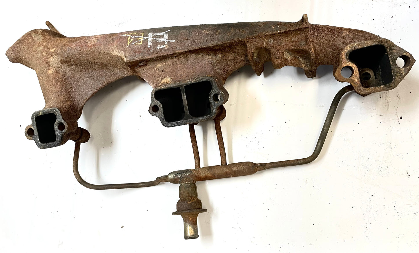 Jeep CJ V8 Exhaust Manifold Right CJ5 CJ7 3210160 passenger AMC 304 air tubes