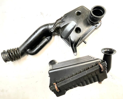 Jeep Wrangler TJ 2.5 four cylinder Air Cleaner Filter Intake Connector Tube Lid!