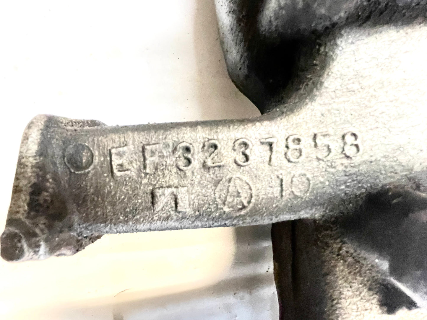 Jeep 4.2 intake manifold YJ CJ5 CJ7 CJ8 2 barrel aluminum AMC 258 EF3237858 carb