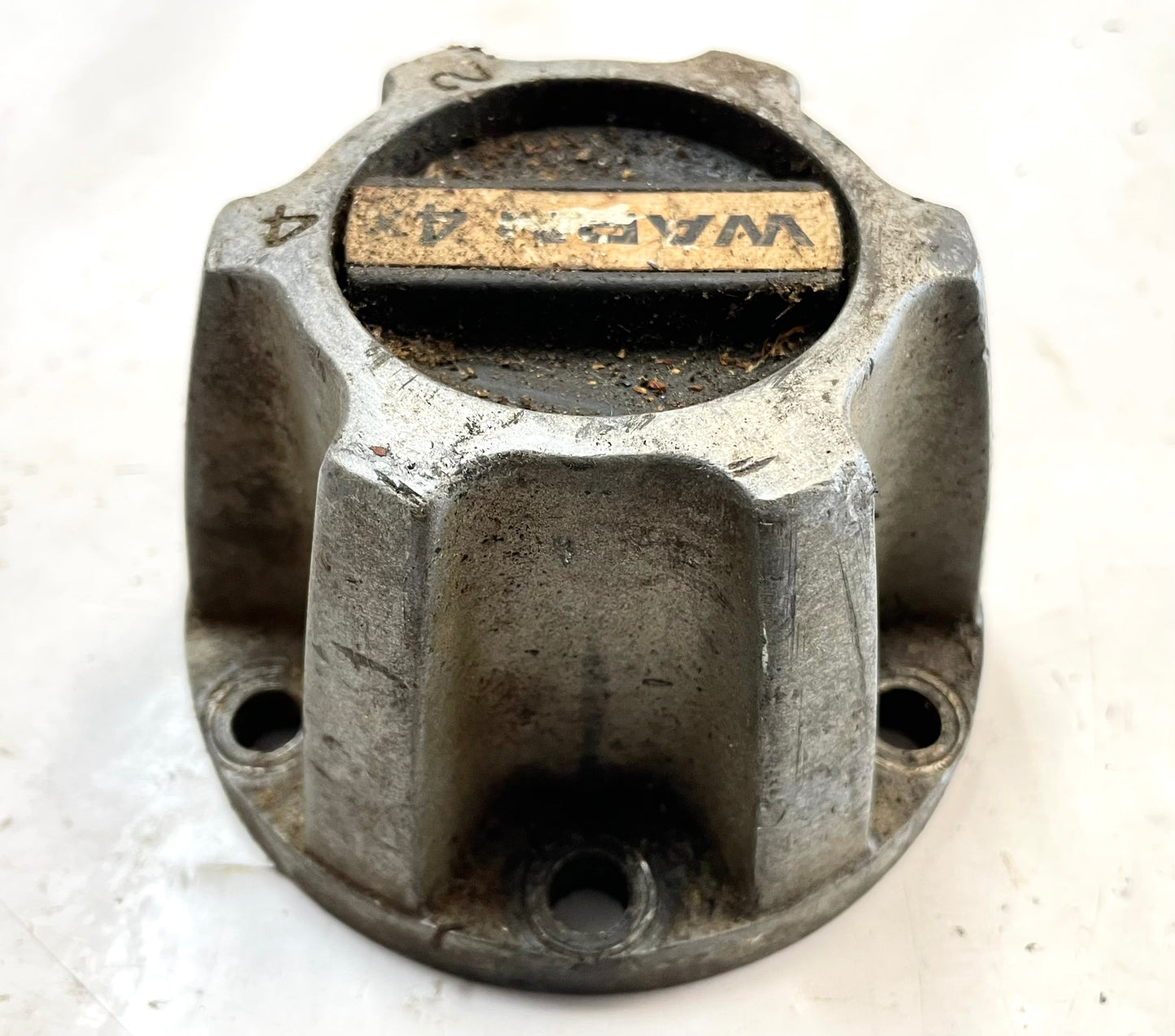 Jeep CJ Locking hub stock dana 30 six bolt 27 spline 72-81 CJ5 CJ7 HOUSING ONLY