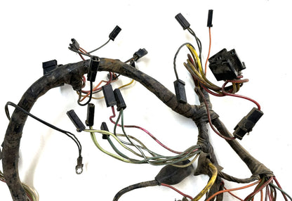 El cableado del arnés de cables debajo del tablero del Jeep CJ5 CJ7 se adapta al bloque de fusibles CJ 76 77 LEER ANUNCIO 