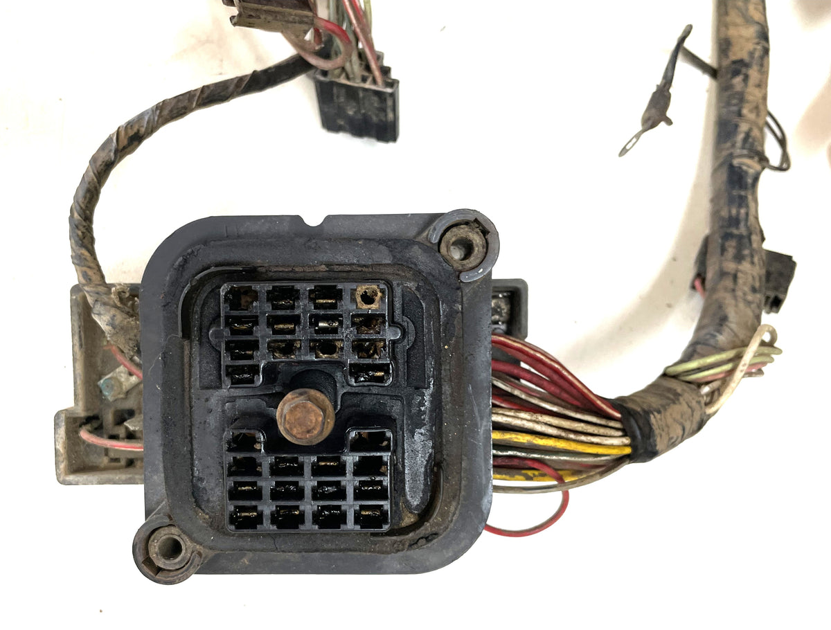 El cableado del arnés de cables debajo del tablero del Jeep CJ5 CJ7 se adapta al bloque de fusibles CJ 76 77 LEER ANUNCIO 