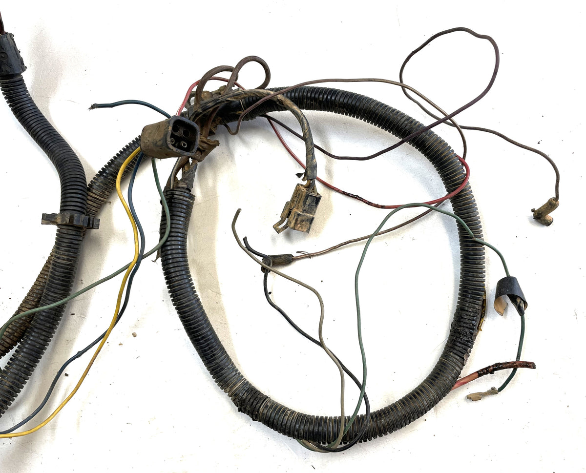El cableado del arnés de cables debajo del tablero del Jeep CJ5 CJ7 se adapta al bloque de fusibles CJ 76 77 LEER ANUNCIO 