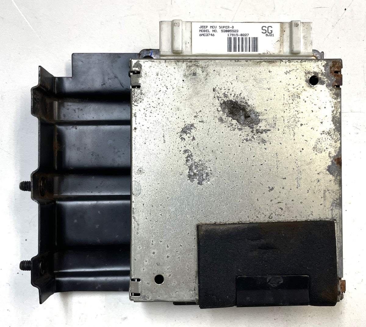 Jeep Wrangler YJ CJ7 84-90 4.2 seis cilindros manual Computadora del motor ECM PCM 53005522! 