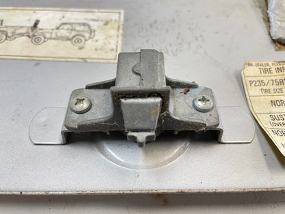 Jeep silver glove box lid key style lock CJ5 CJ7 CJ8 CJ AMC (NO KEY) FREE SHIPPING