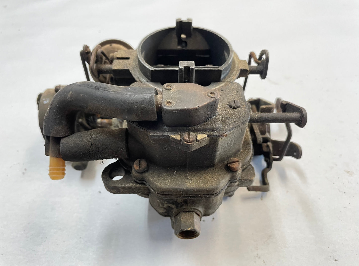 Carter 2 barrel carburetor Jeep CJ CJ5 CJ7 4.2 258 six cylinder BBD