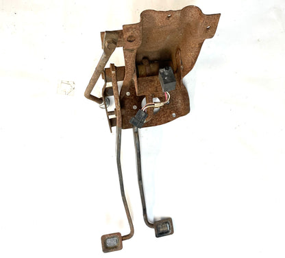 Jeep YJ manual pedals brake clutch pedal fits 91-95 Wrangler !
