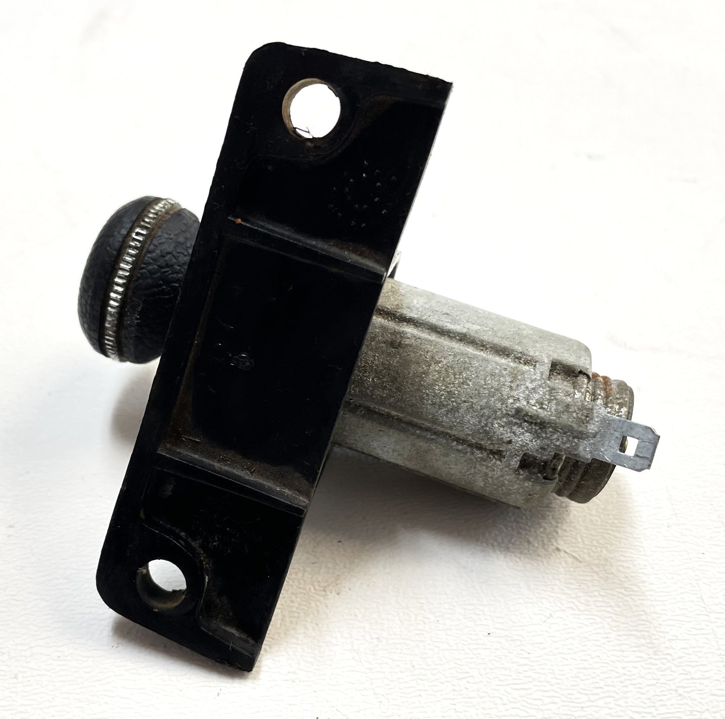 Jeep CJ factory cigarette lighter CJ5 CJ7 CJ8 AMC 12 volt outlet