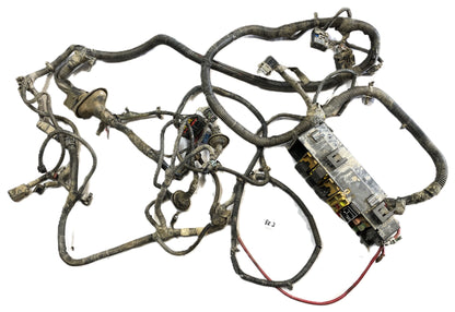 Jeep TJ Wrangler 4.0 six cylinder P56010350AD fuse block Wiring Harness Wire