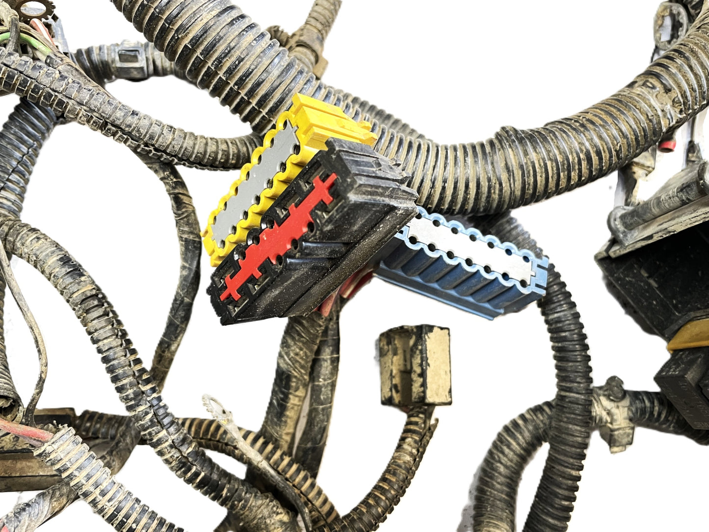 Jeep TJ Wrangler 4.0 six cylinder P56010350AD fuse block Wiring Harness Wire