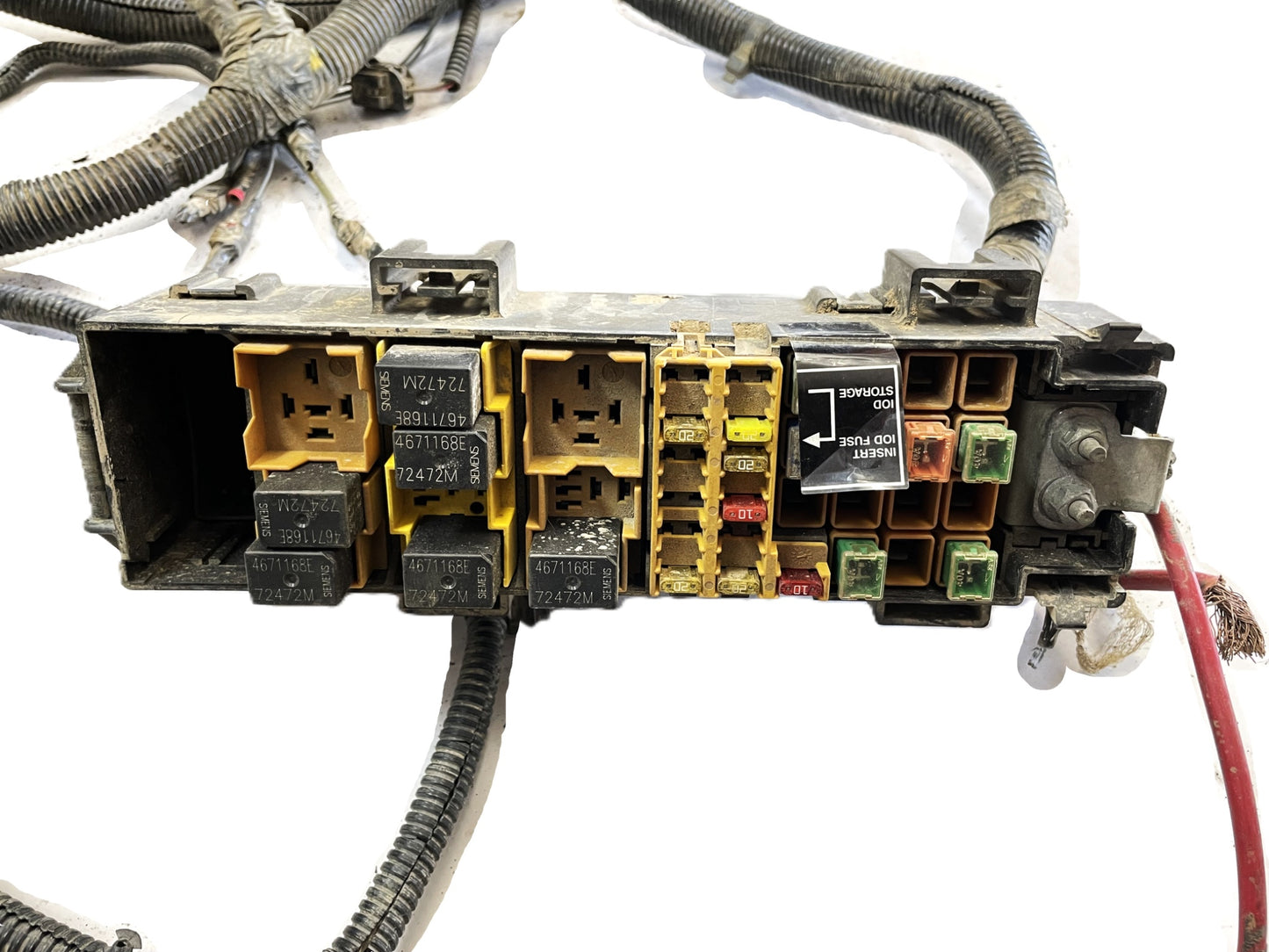 Jeep TJ Wrangler 4.0 six cylinder P56010350AD fuse block Wiring Harness Wire