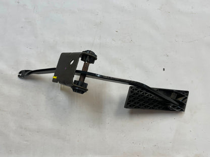 Jeep TJ Wrangler gas pedal  accelerator FACTORY fits 97-06 Right Hand Drive only