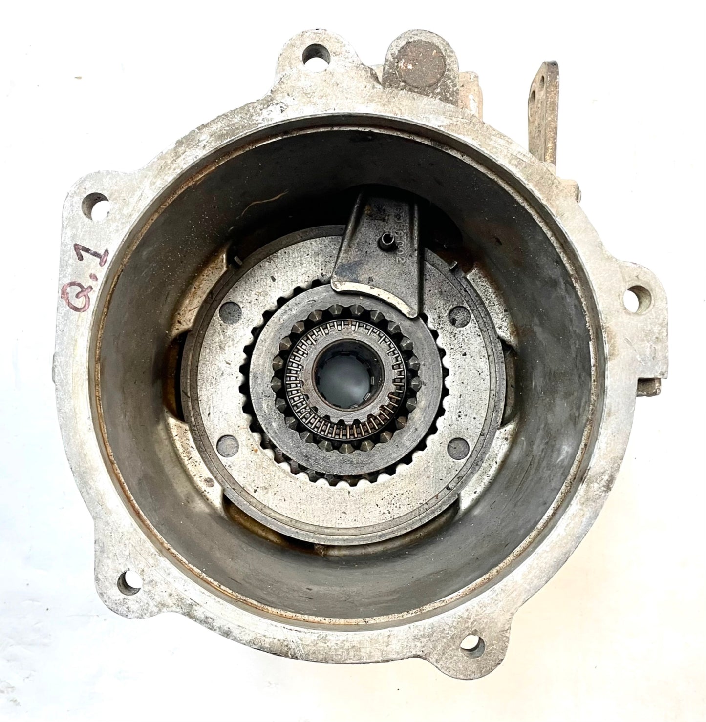 Jeep Quadratrac transfer case low range CASE only BW 1339 1305 reduction unit !