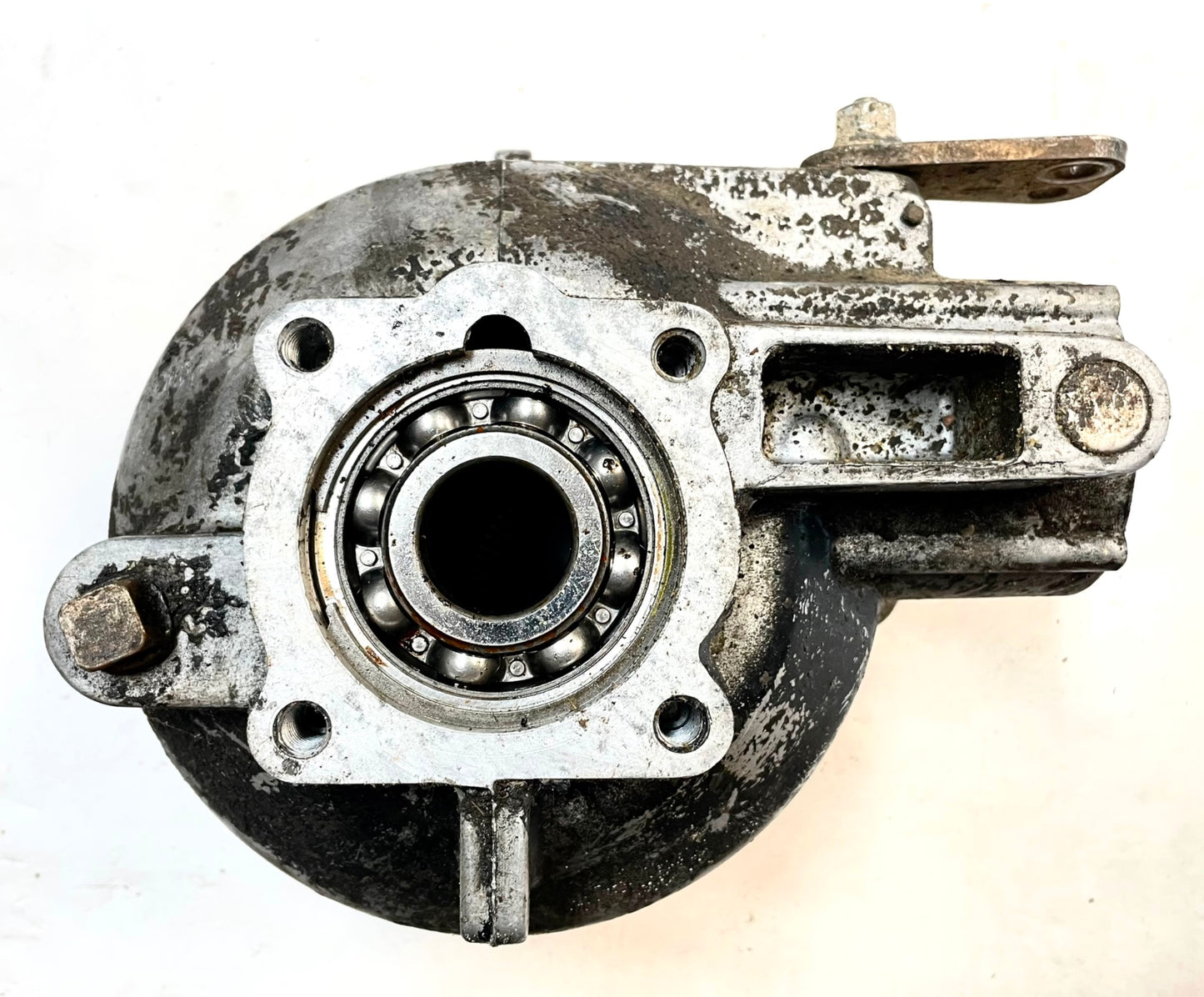 Jeep Quadratrac transfer case low range CASE only BW 1339 1305 reduction unit !