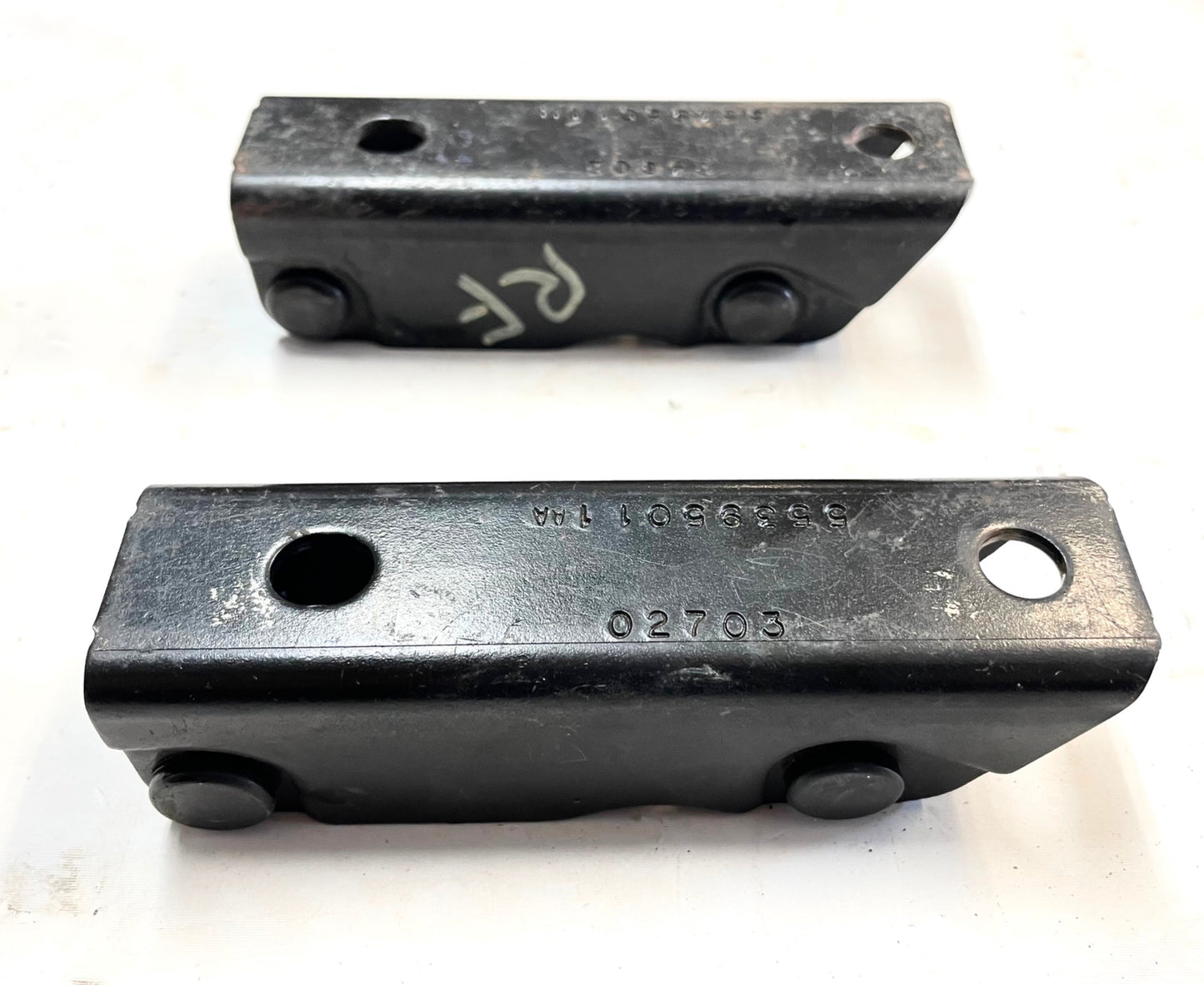 Jeep TJ back seat brackets fits 03-06 Wrangler 55395011