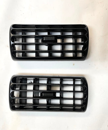Jeep TJ center bezel vents 03-06 Wrangler left right vent BLACK free shipping