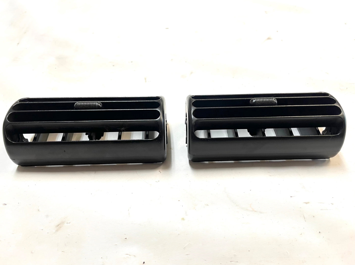 Jeep TJ center bezel vents 03-06 Wrangler left right vent BLACK free shipping