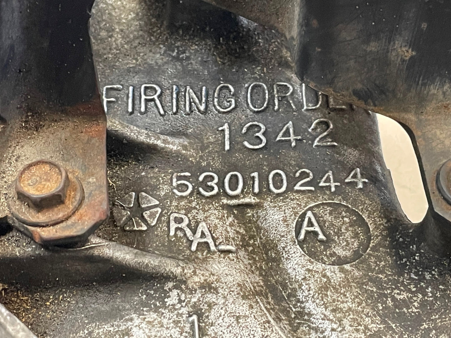 Jeep 4 cylinder intake manifold 530102444 TJ Wrangler XJ Cherokee 2.5 liter