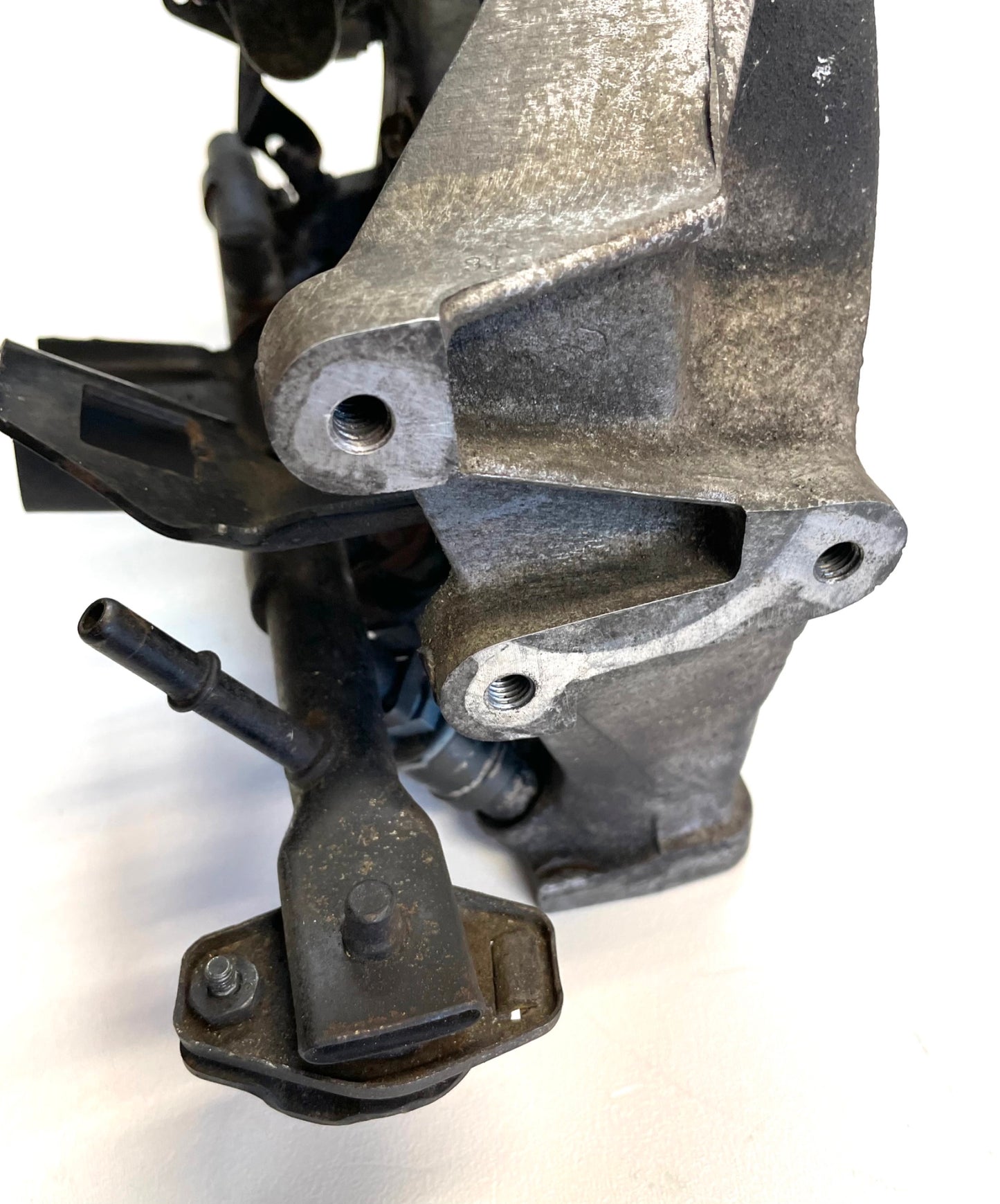 Jeep 4 cylinder intake manifold 530102444 TJ Wrangler XJ Cherokee 2.5 liter