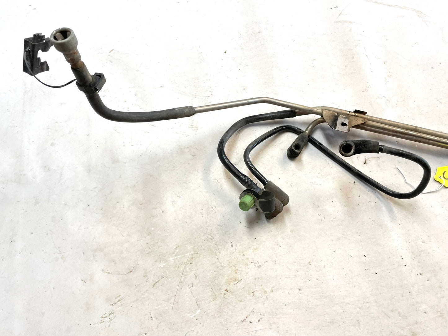 Jeep TJ Wrangler 4.0 fuel lines Engine Fuel Rail to Frame stainless fits 03-06