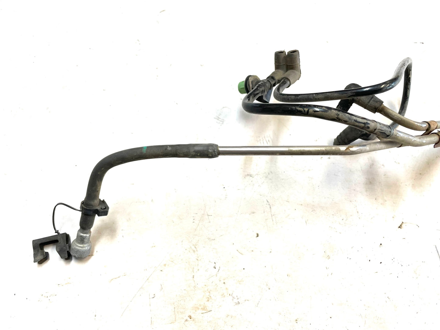 Jeep TJ Wrangler 4.0 fuel lines Engine Fuel Rail to Frame stainless fits 03-06