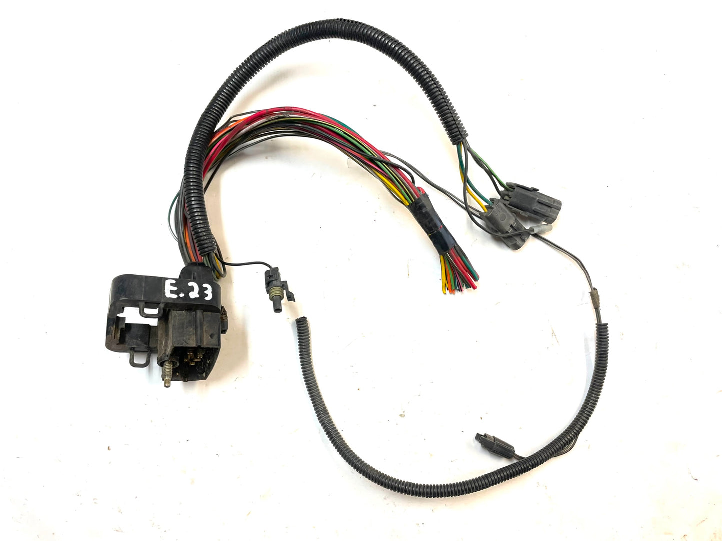 Jeep YJ Wrangler Engine Wiring Harness Firewall Plug  FREE SHIPPING