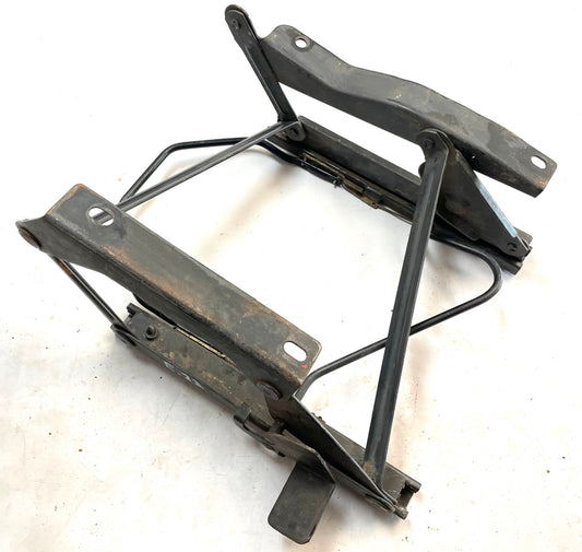Jeep YJ passenger seat bracket with slider 91 92 93 94 95 Wrangler front folds