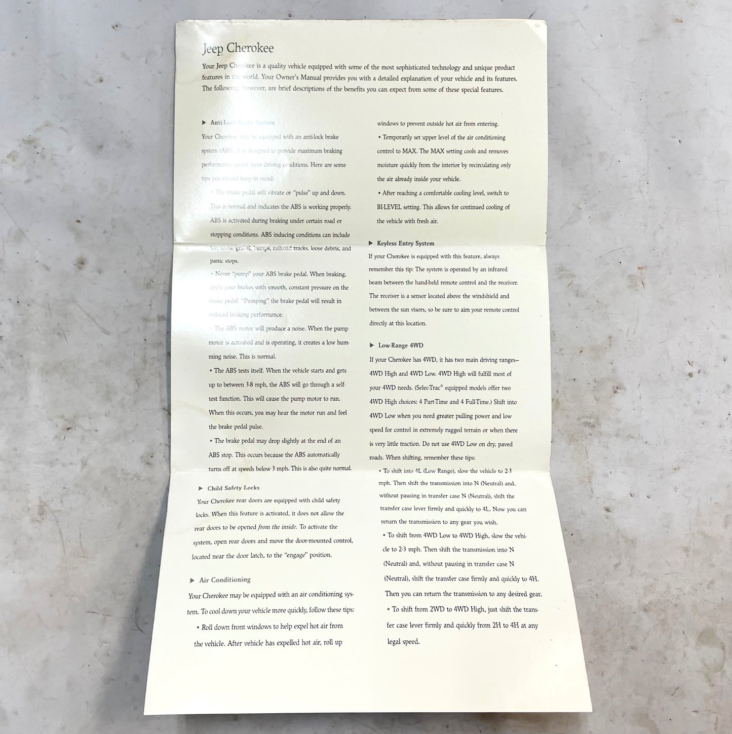 94 Jeep XJ Cherokee Warranty Information Guide Tips Booklet Factory manuals